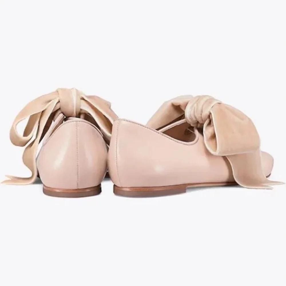 Tory Burch ‘Clara’ flat, velvet bow, new in box, size 6 - Picture 4 of 5